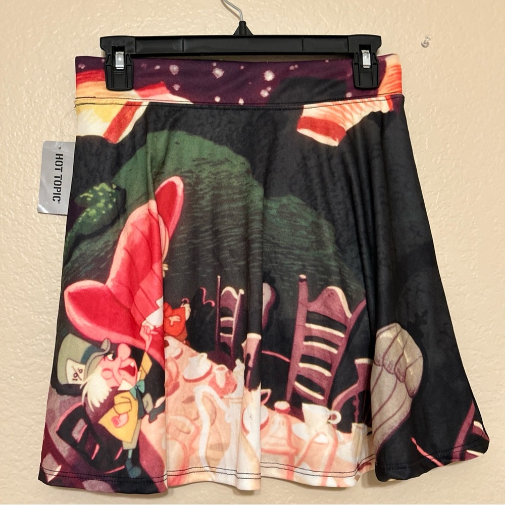Disney Mini Skirt with Red and Black Wonderland Design - Picture 3 of 6